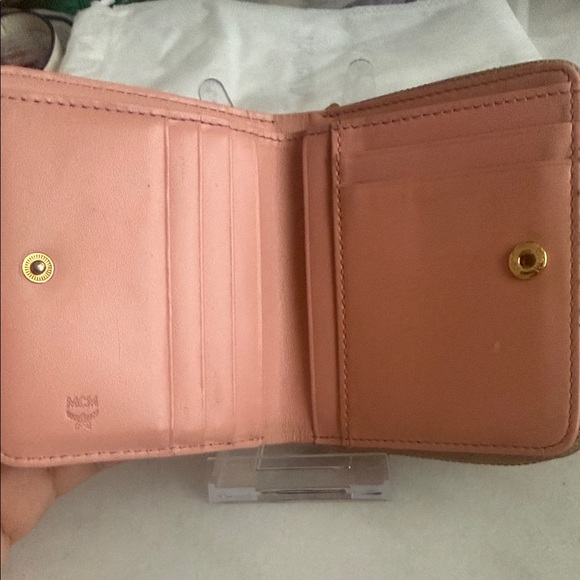 MCM Printed Compact Wallet with Rabbit Appliqué - Picture 7 of 9